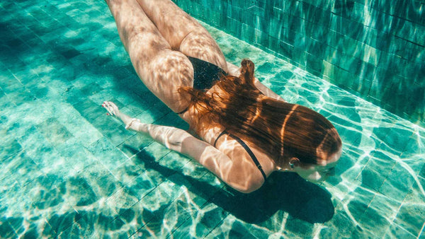 ¿Cuándo puedo volver a bañarme en el mar o en la piscina después del parto?